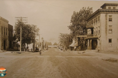 1914-1919 Horicon Hotel on Right