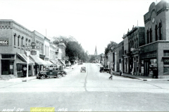 1930s, looking East on Lake Street