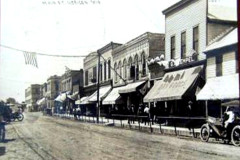 1918, Cars and Hitching Posts on Lake Street