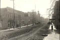 Lake Street Looking West